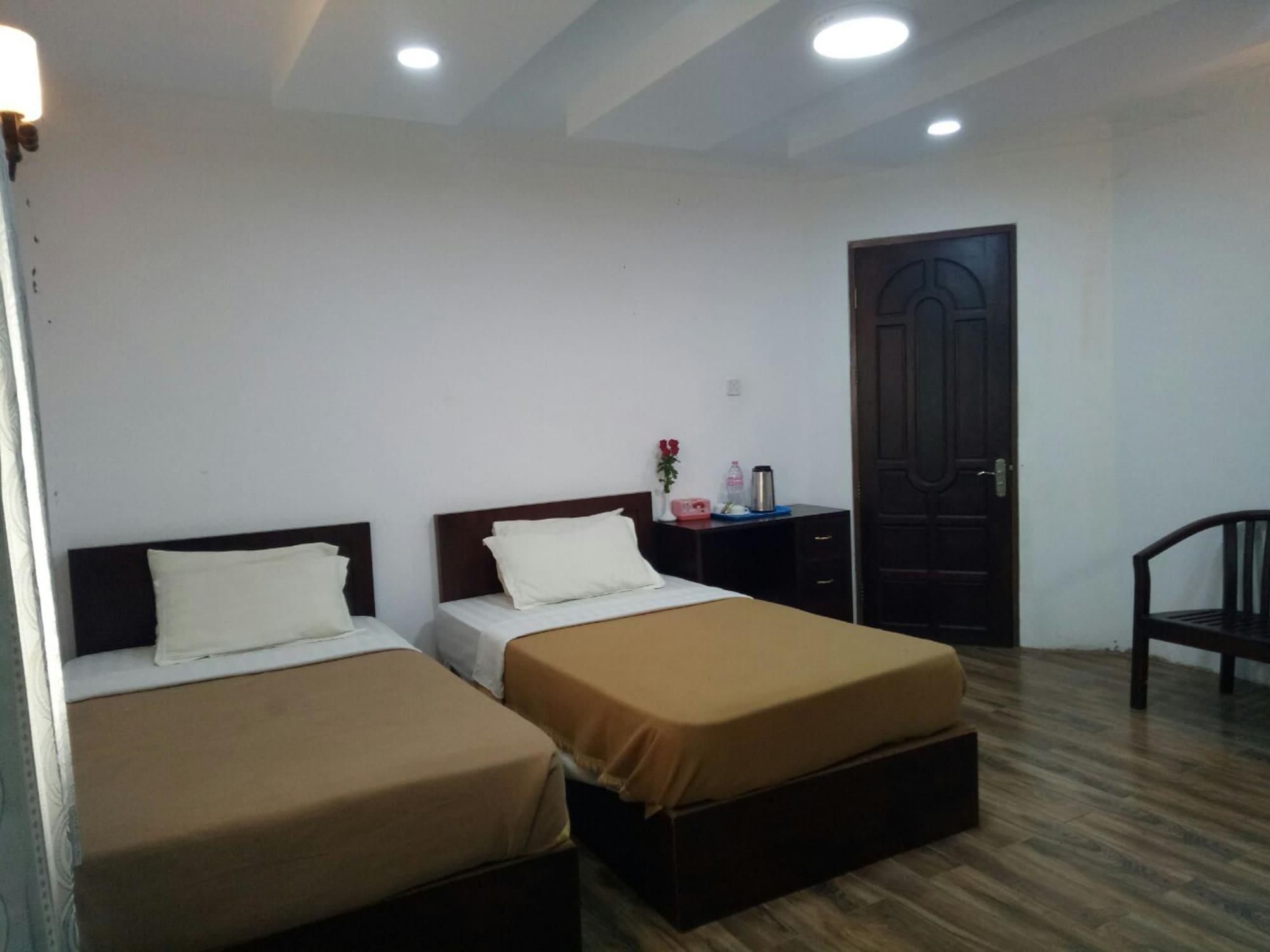Airport Inn Gyogon Екстер'єр фото