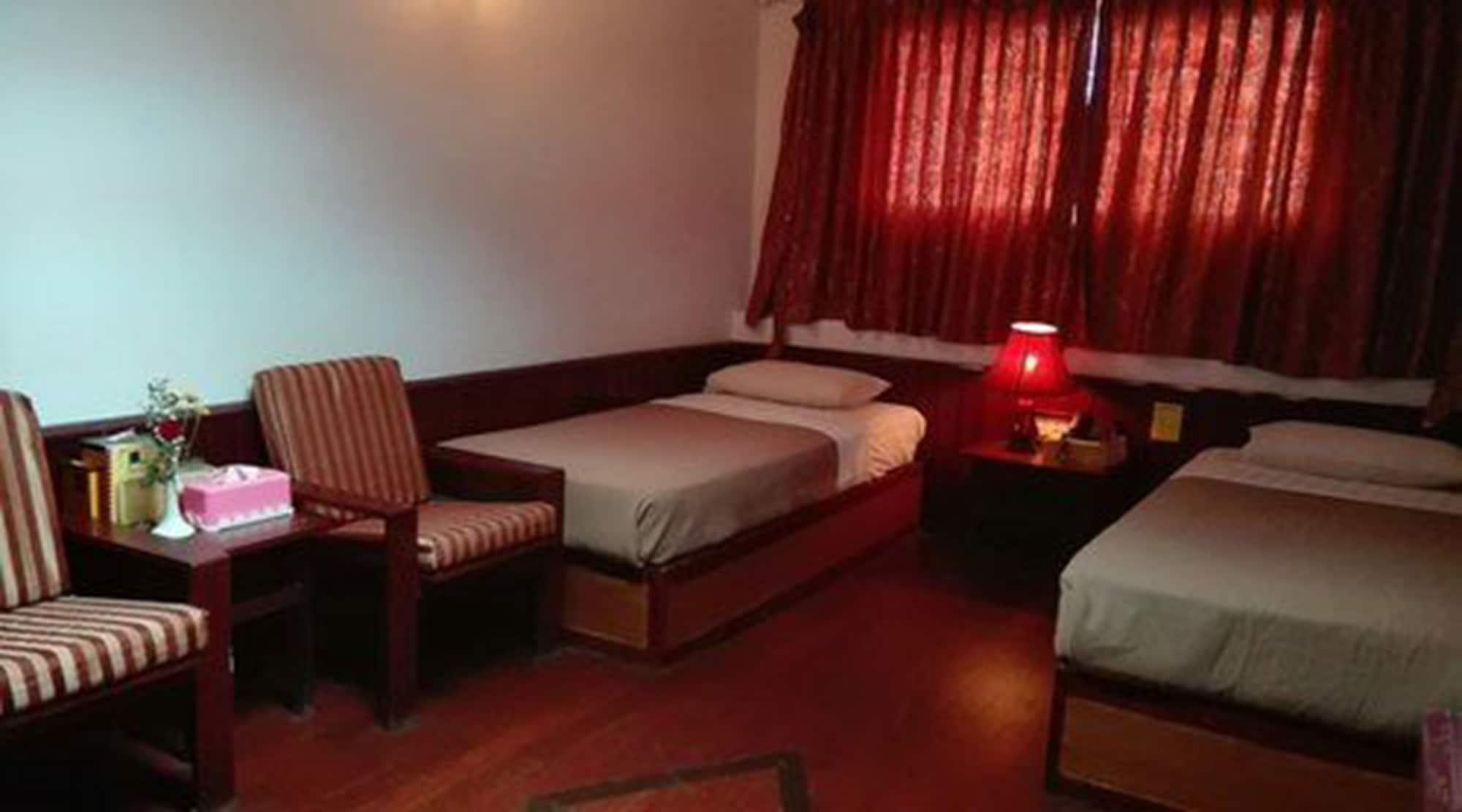 Airport Inn Gyogon Екстер'єр фото