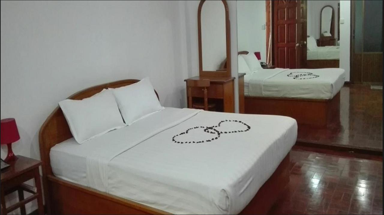 Airport Inn Gyogon Екстер'єр фото